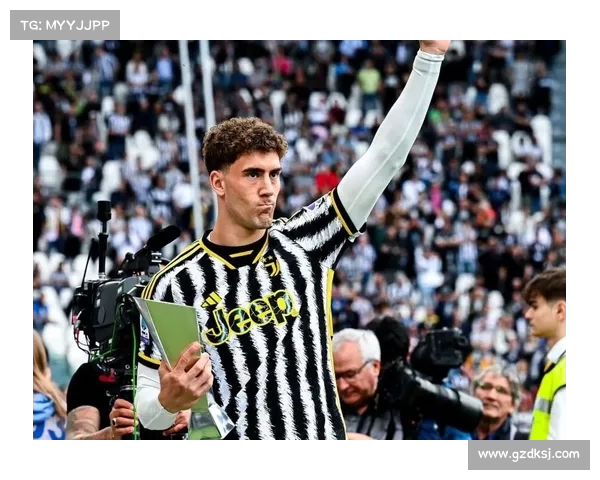 米体：尤文将在友谊赛中重点考察阿德耶米表现并以其为进攻核心